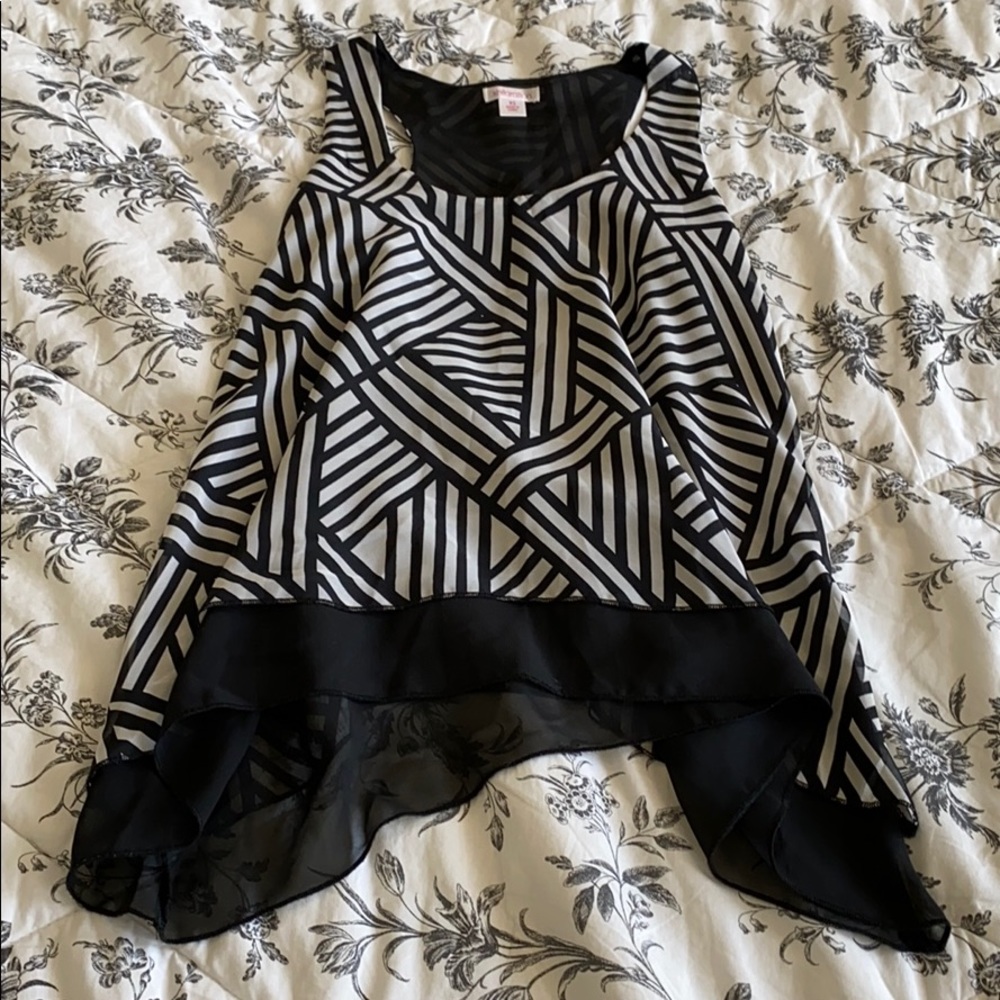 Xhilaration Top